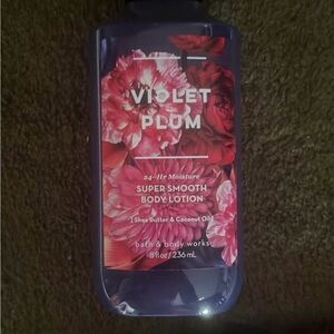 Bath & Body Works Violet Plum Body Lotion - Purple & Pink Floral